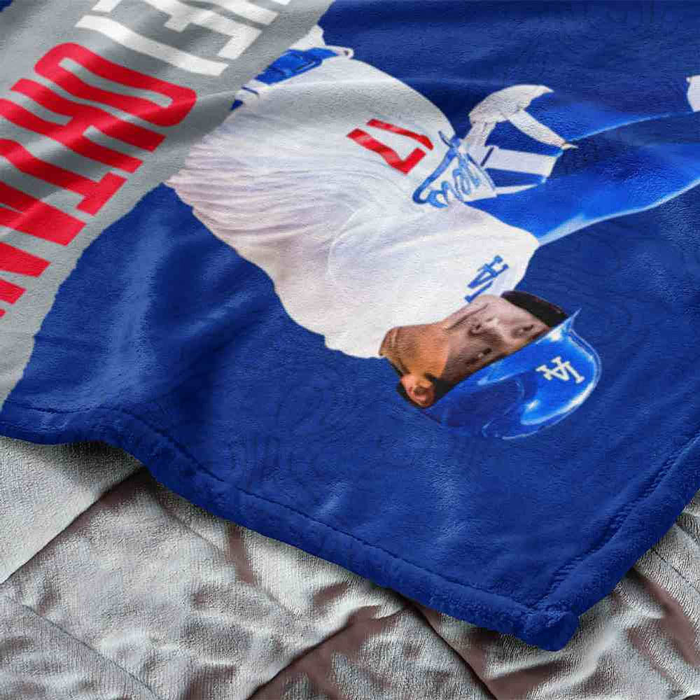 【新品】大谷　翔平 ドジャース MLBPA シルクタッチ　ブランケット　毛布 大谷翔平 LAドジャース 打者 バッティング サイン入り ウルトラ