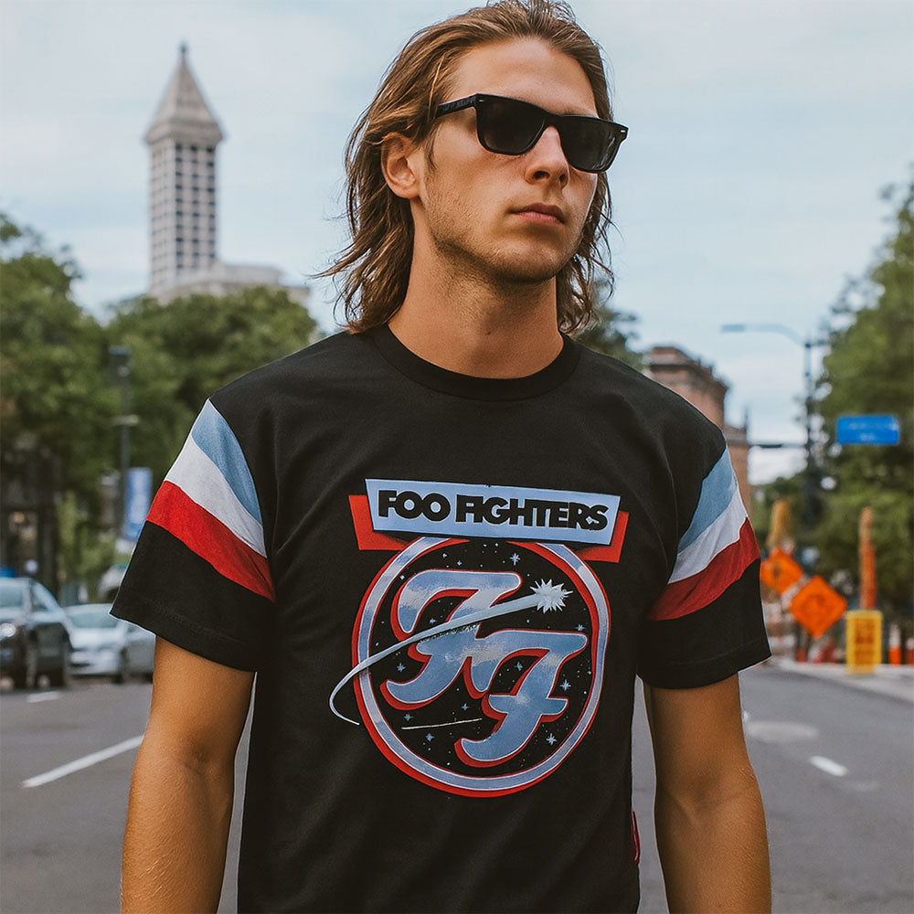 Foo Fighters Tシャツ レア Amazon.com: Foo Fighters mens S.f. Valley Skull Logo T