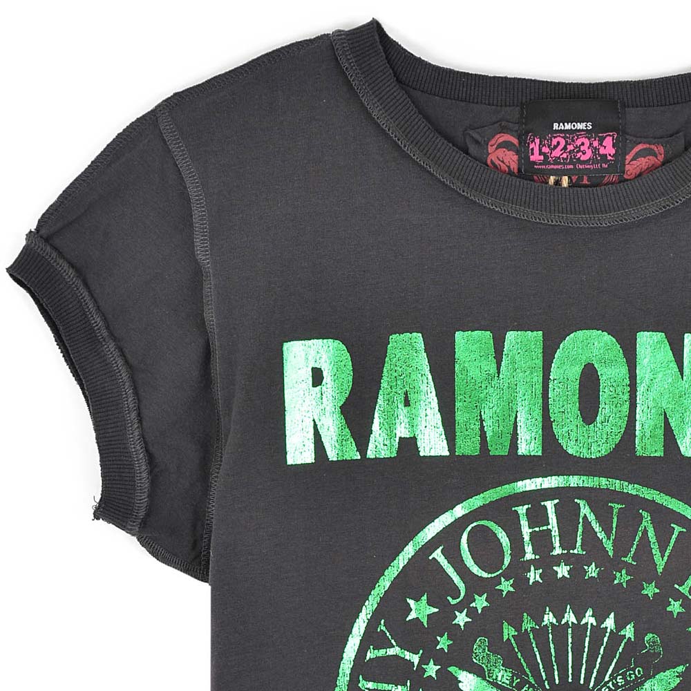 
                  
                    RAMONES ラモーンズ (結成 50周年 ) - Green Foil / Amplified（ ブランド ） / Tシャツ / レディース
                  
                