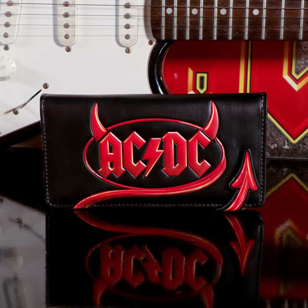 
                  
                    AC/DC エーシーディーシー (Back in Black 45周年 ) - Logo Lightning Embossed Purse Wallet / 財布
                  
                