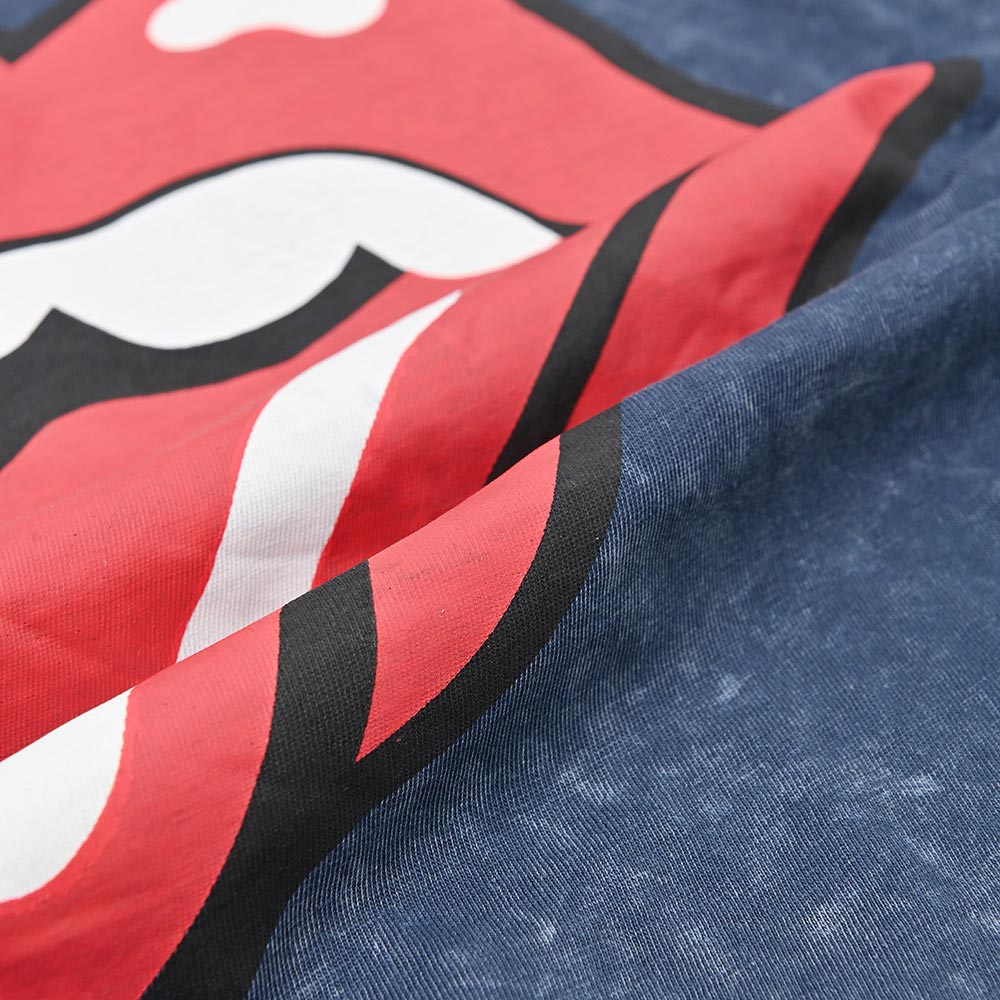 
                  
                    ROLLING STONES ローリングストーンズ (来日 35周年 記念 ) - Classic Tongue / Black Label（ブランド） / Snow Wash / Tシャツ / メンズ
                  
                