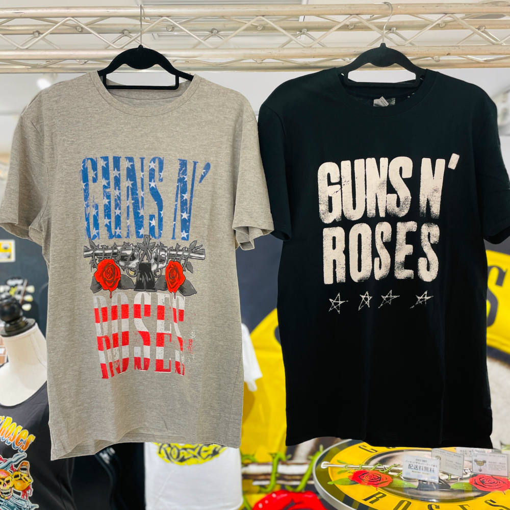 
                  
                    GUNS N ROSES ガンズアンドローゼズ (結成 40周年 ) - Paradise City Stars / バックプリントあり / Tシャツ / メンズ
                  
                