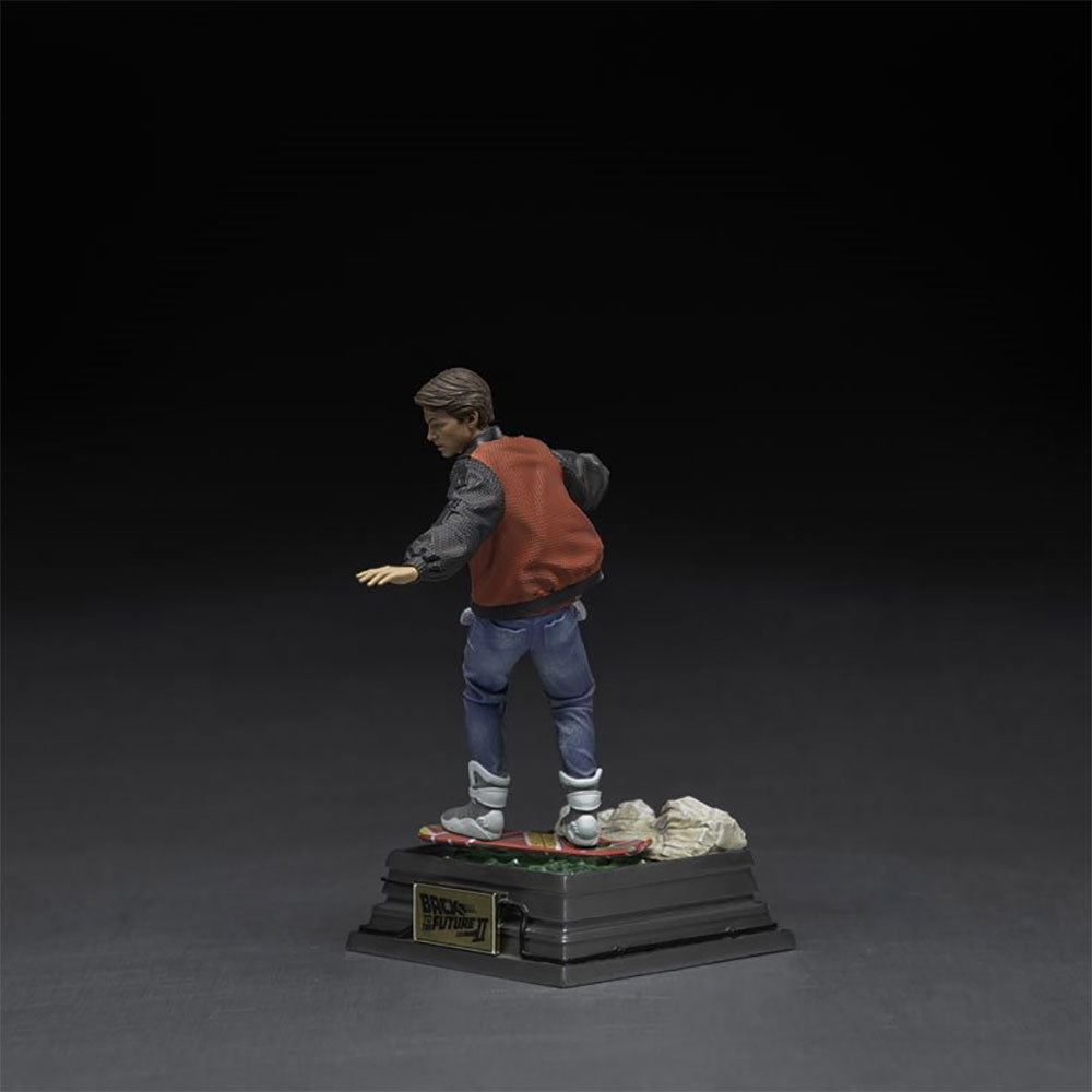 
                  
                    BACK TO THE FUTURE バックトゥザフューチャー (「BTTF2」 35周年 ) - Part II Marty Mcfly on Hoverboard 1:10 Scale Statue / スタチュー
                  
                