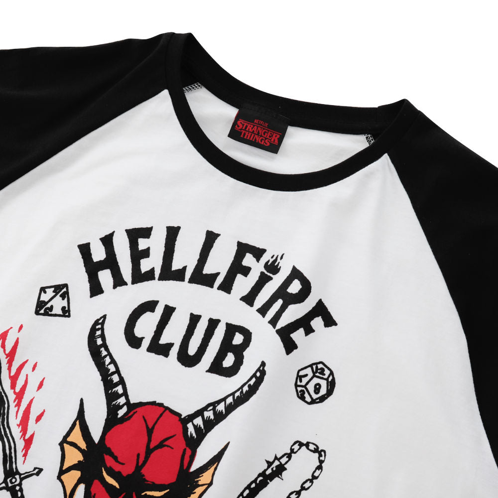 
                  
                    【予約商品】 STRANGER THINGS ストレンジャー・シングス (シーズン5 配信 記念 ) - HELLFIRE CLUB ラグラン七分袖 / Tシャツ / メンズ
                  
                