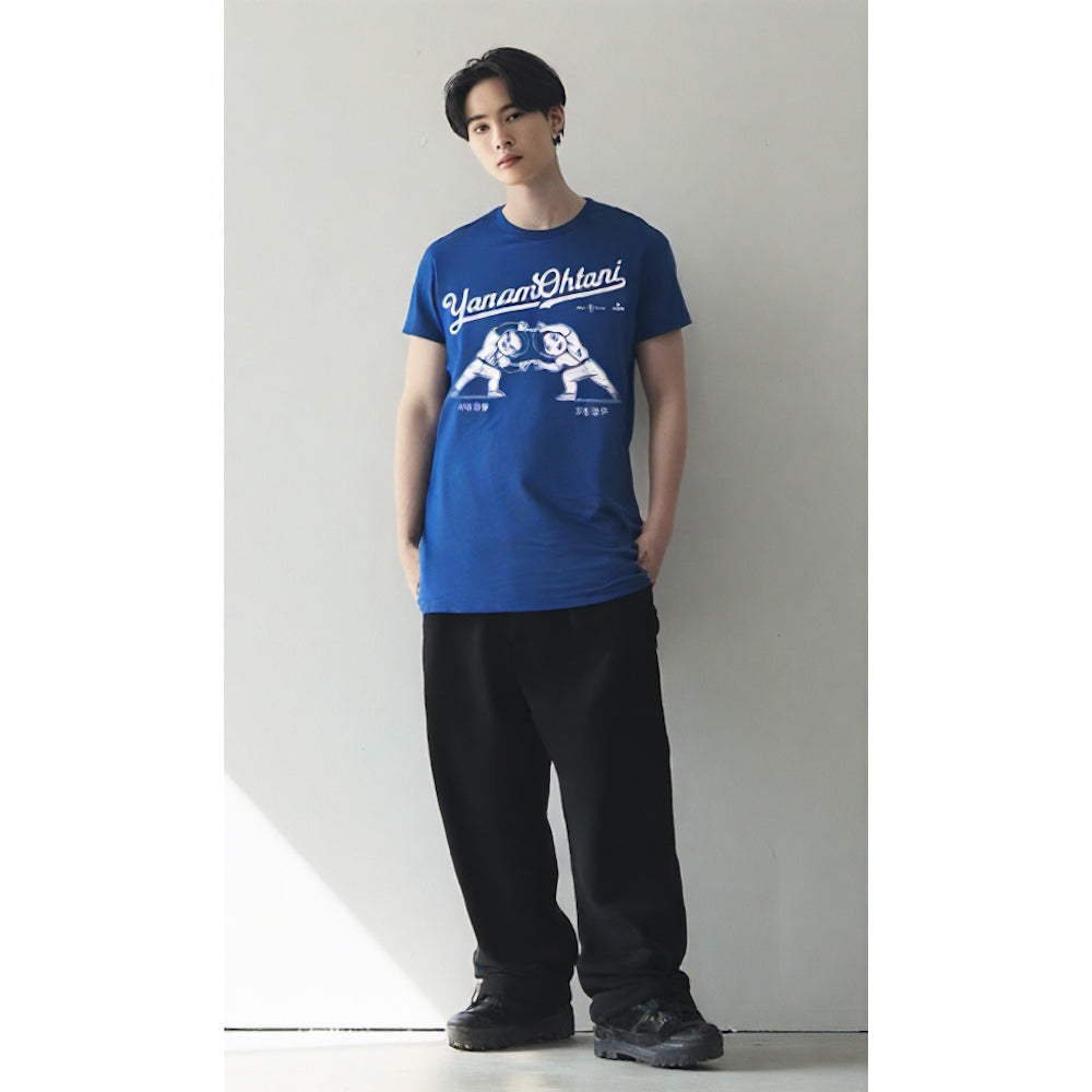
                  
                    SHOHEI OHTANI 大谷翔平 - YamamotoOhtani / フュージョンポーズ / RotoWear（ブランド） / Tシャツ / メンズ
                  
                