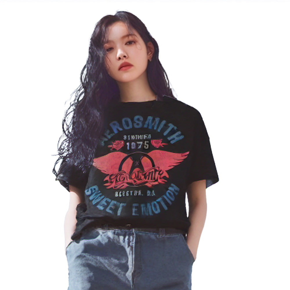 
                  
                    AEROSMITH エアロスミス (結成 55周年 ) - Sweet Emotion / Tシャツ / メンズ
                  
                