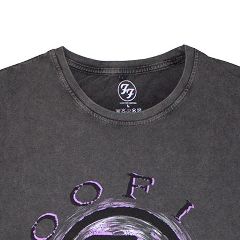 
                  
                    FOO FIGHTERS フーファイターズ (10月 来日 ) - Wheel Logo Shadow / Stone Wash / Tシャツ / メンズ
                  
                