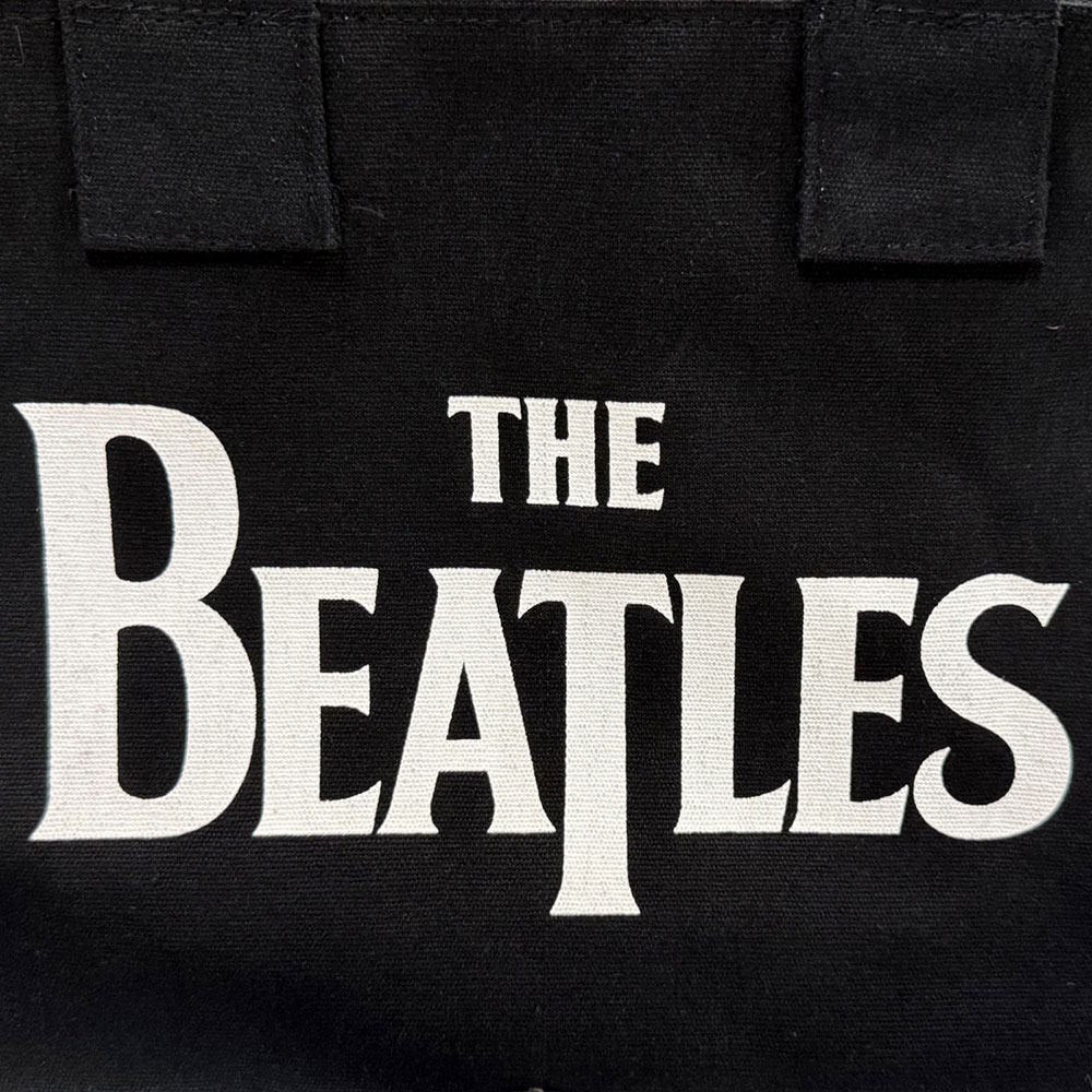 
                  
                    【予約商品】 THE BEATLES ビートルズ (結成 65周年 ) - Abbey Road & Drop T Logo / Black / Back Print / トートバッグ
                  
                