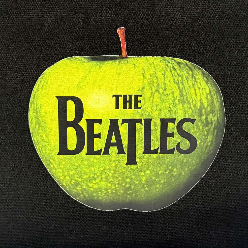 
                  
                    【予約商品】 THE BEATLES ビートルズ (結成 65周年 ) - White Album Faces & Apple / Black / Back Print / トートバッグ
                  
                