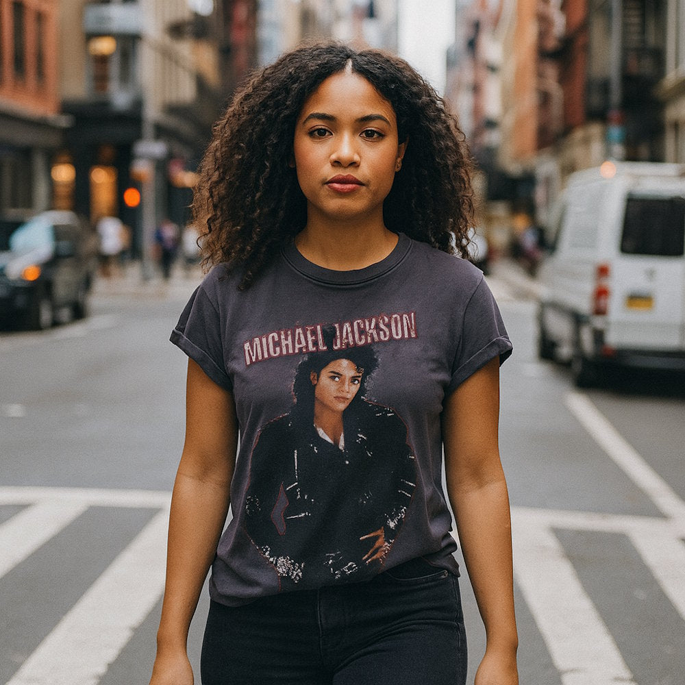 
                  
                    MICHAEL JACKSON マイケルジャクソン (2026年 映画公開 ) - BAD / Amplified（ ブランド ） / Tシャツ / レディース
                  
                