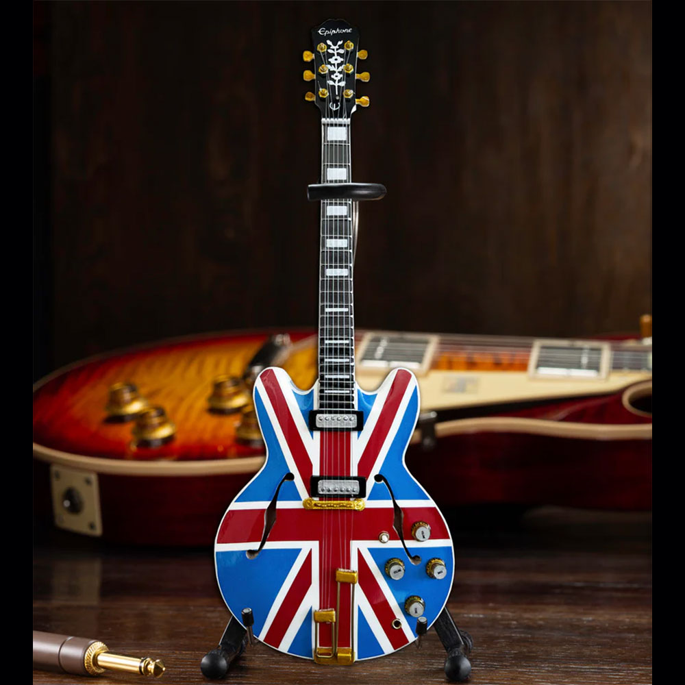 
                  
                    OASIS オアシス (10月 来日 記念 ) - Noel Gallagher Union Jack Supernovaミニチュア / ミニチュア楽器
                  
                