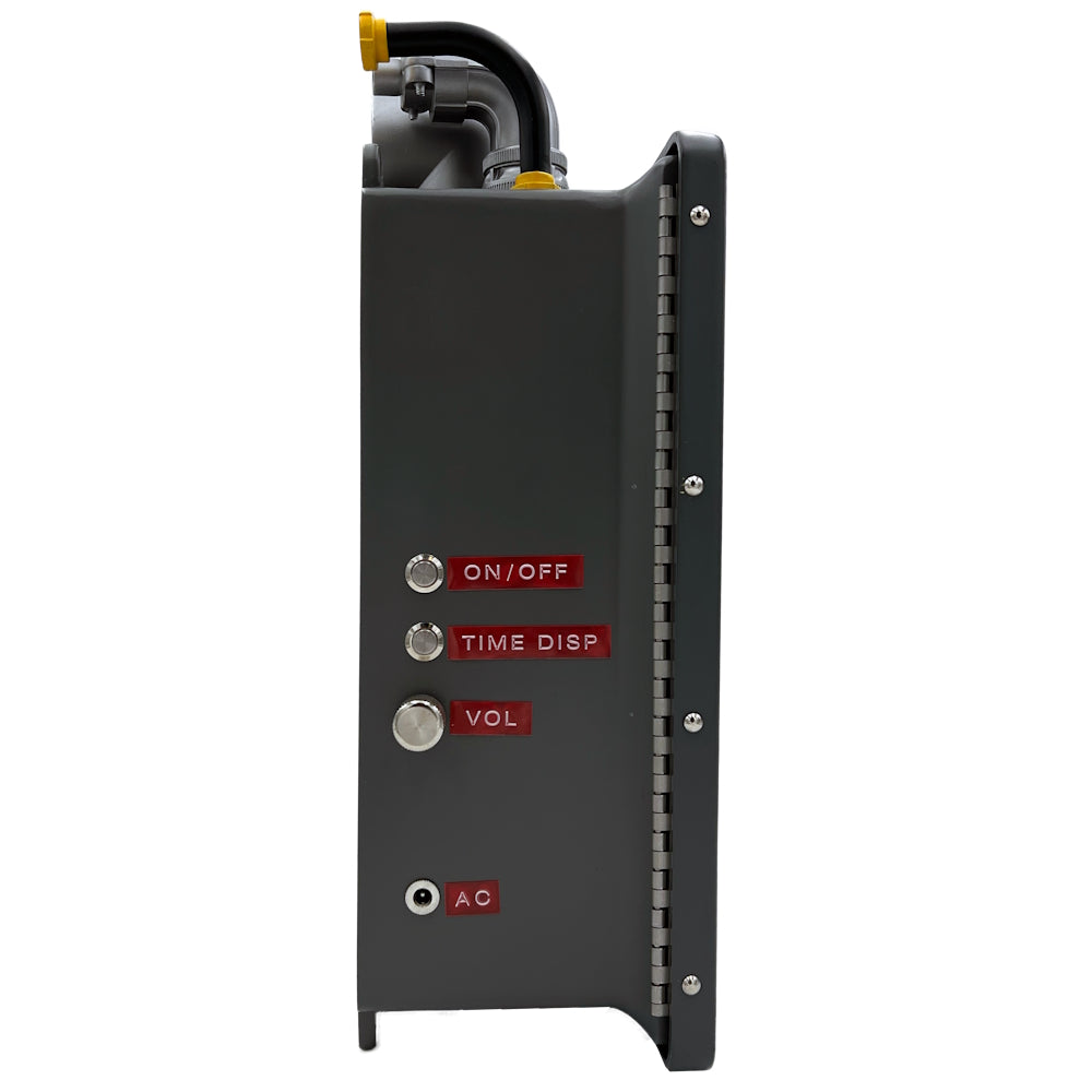 
                  
                    【予約商品】 BACK TO THE FUTURE バックトゥザフューチャー (劇場公開 40周年 ) - Flux Capacitor Limited 1000 Prop Replica / 限定版 / フィギュア・人形
                  
                