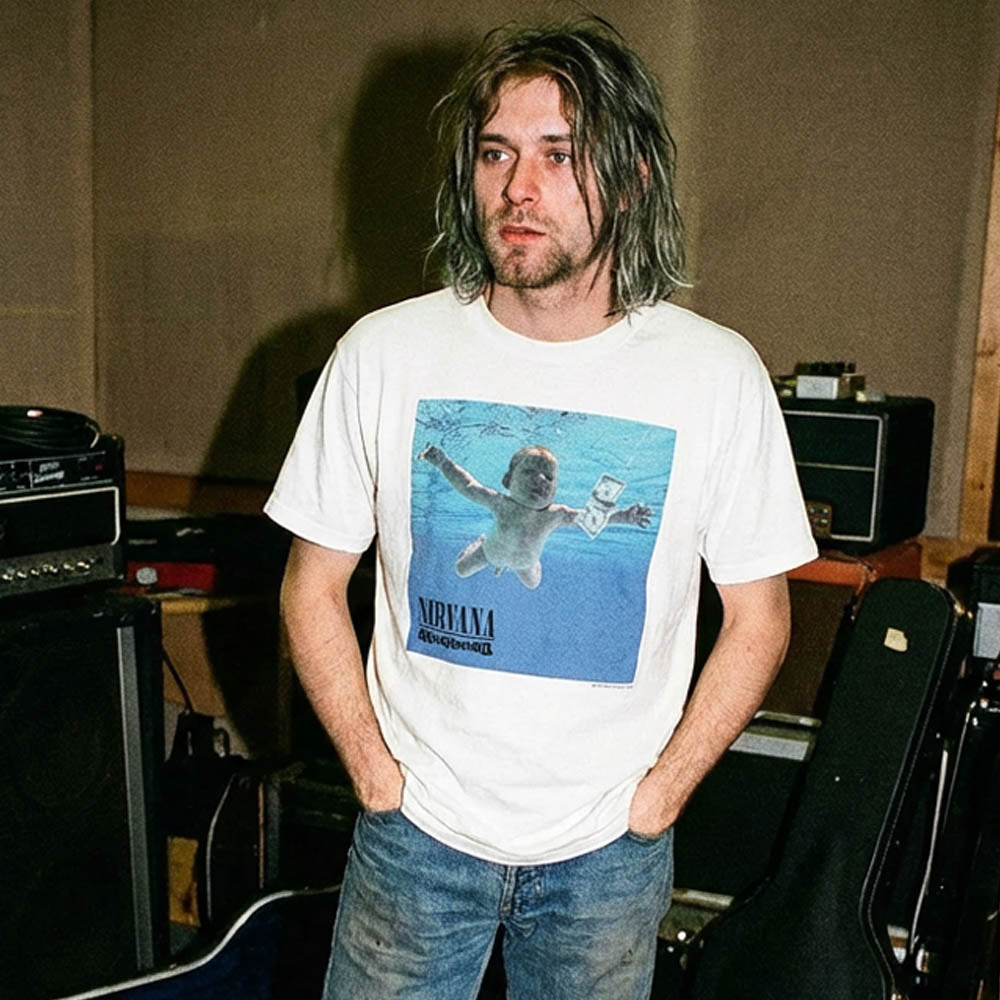 
                  
                    【予約商品】 NIRVANA ニルヴァーナ (Nevermind 35周年 ) - Nevermind Album / バックプリントあり / Tシャツ / メンズ
                  
                