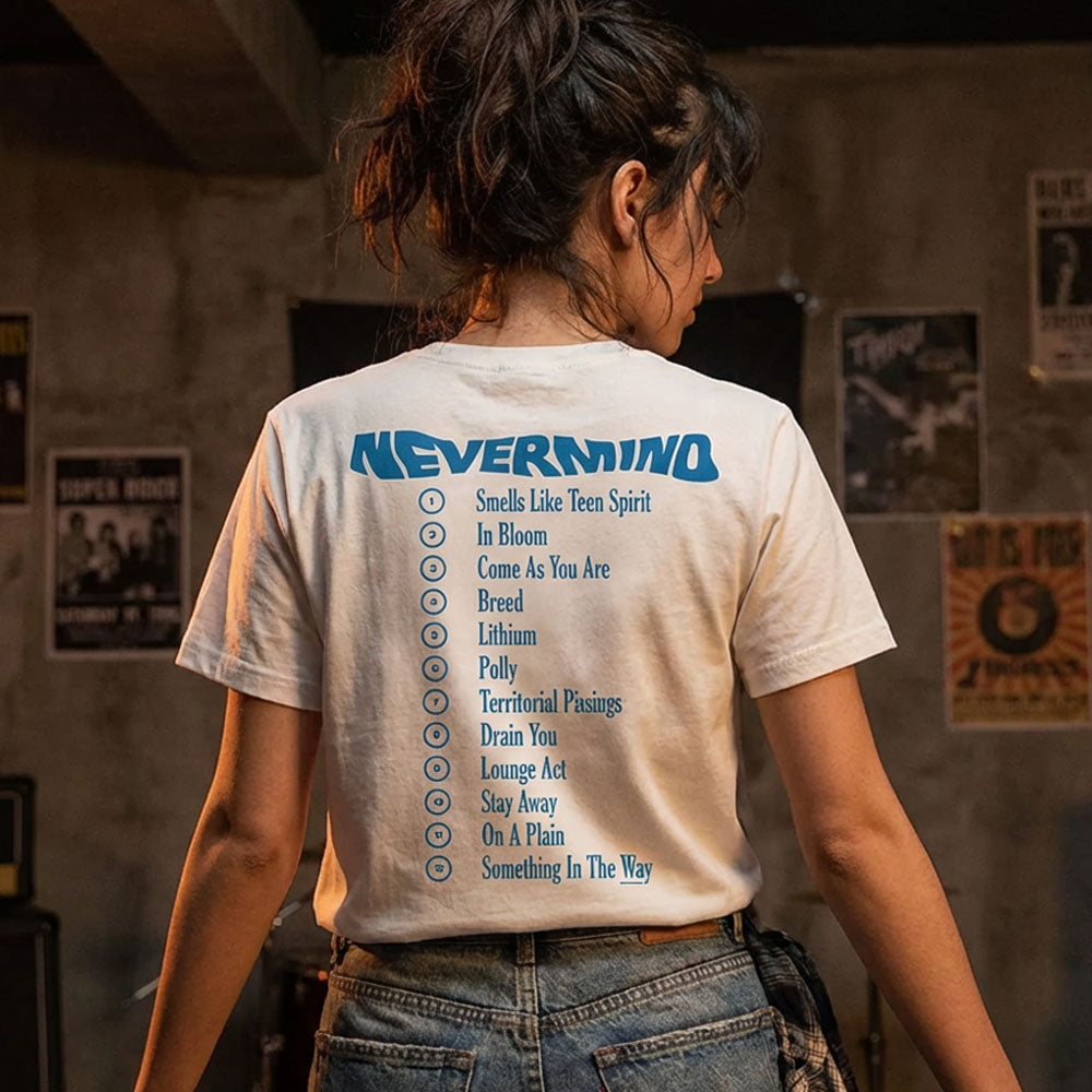 
                  
                    【予約商品】 NIRVANA ニルヴァーナ (Nevermind 35周年 ) - Nevermind Album / バックプリントあり / Tシャツ / メンズ
                  
                