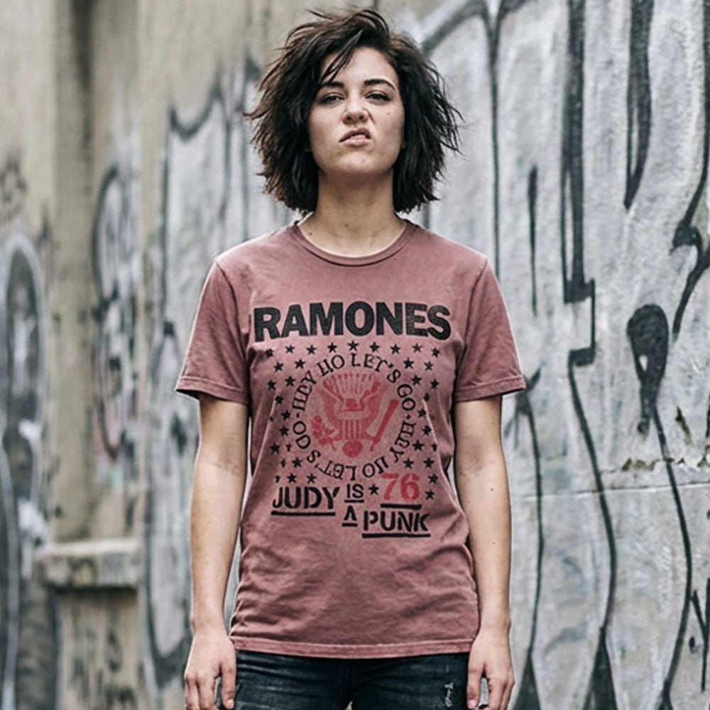 
                  
                    RAMONES ラモーンズ (デビュー 50周年 ) - Hey Ho Judy / Stone Wash / Tシャツ / メンズ
                  
                