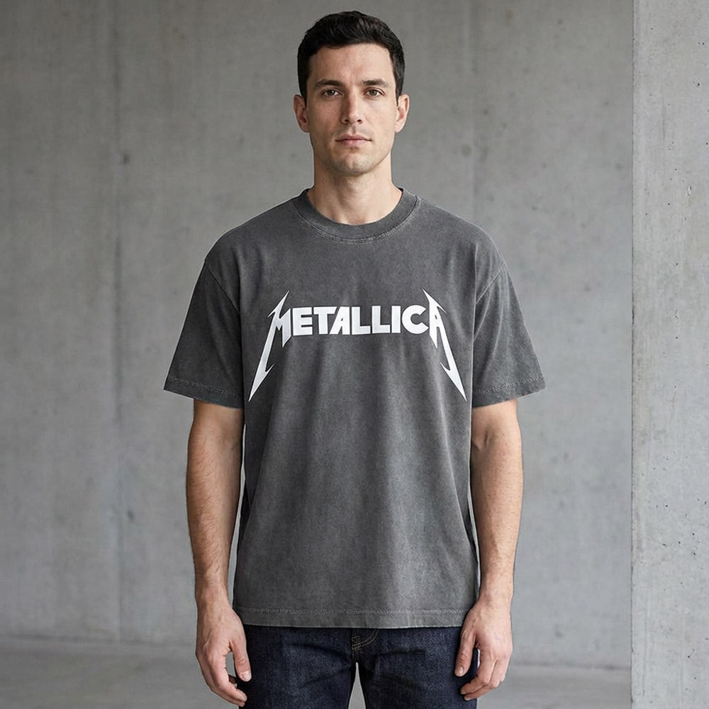 
                  
                    METALLICA メタリカ (結成 45周年 ) - Logo / Stone Wash / Tシャツ / メンズ
                  
                