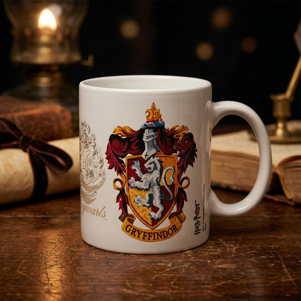 
                  
                    HARRY POTTER ハリーポッター (公開 25周年 ) - GRYFFINDOR CREST / マグカップ
                  
                