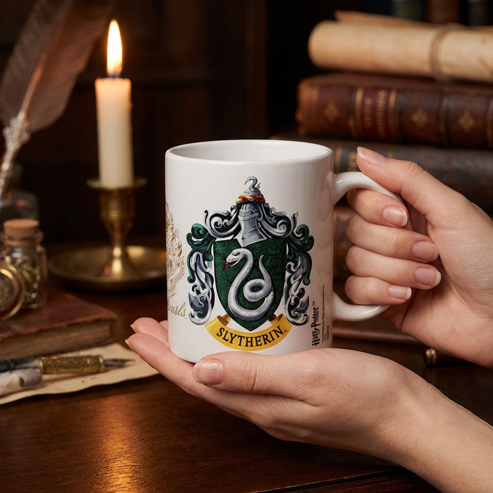 
                  
                    HARRY POTTER ハリーポッター (公開 25周年 ) - SLYTHERIN CREST / マグカップ
                  
                