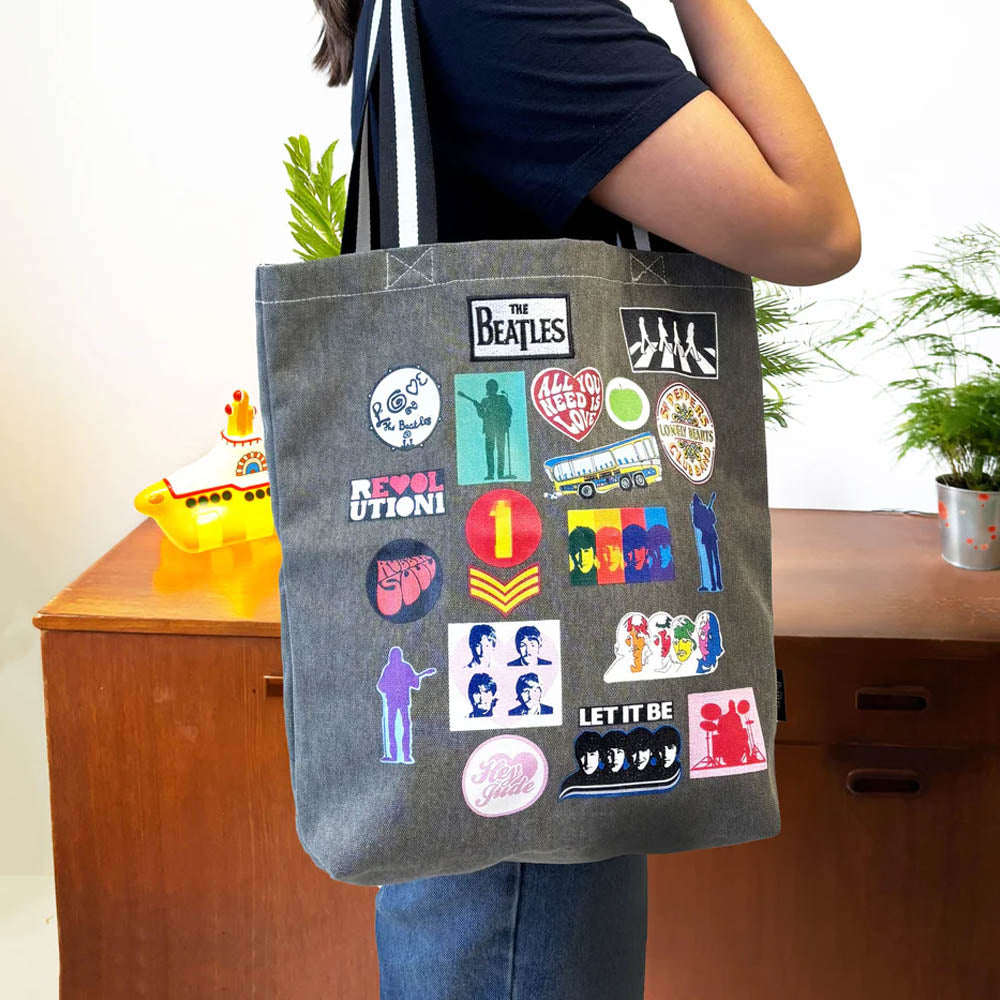 
                  
                    THE BEATLES ビートルズ (来日 60周年 ) - The Beatles Tote Bag / トートバッグ
                  
                