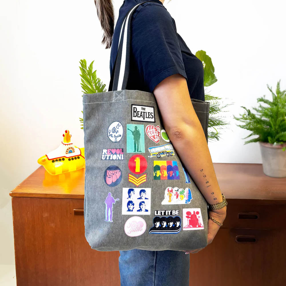 
                  
                    THE BEATLES ビートルズ (来日 60周年 ) - The Beatles Tote Bag / トートバッグ
                  
                