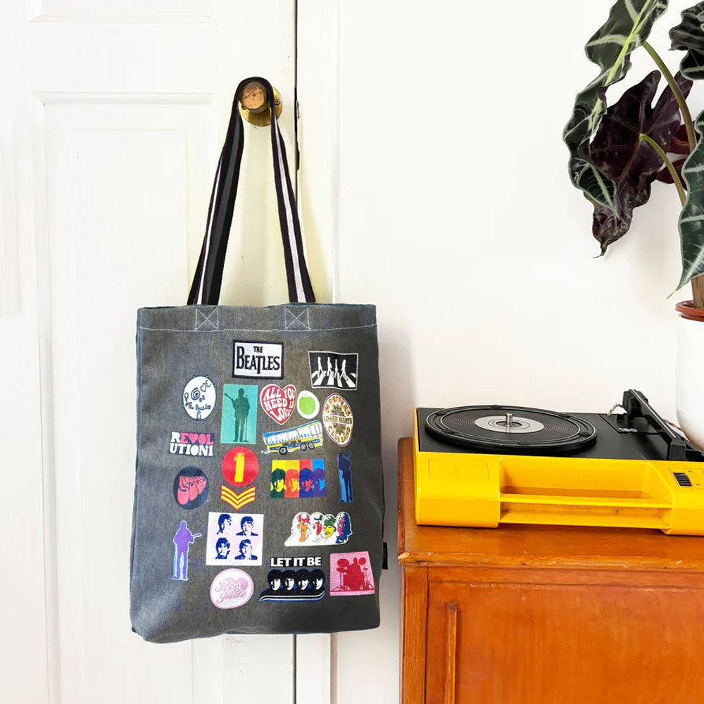 
                  
                    THE BEATLES ビートルズ (来日 60周年 ) - The Beatles Tote Bag / トートバッグ
                  
                