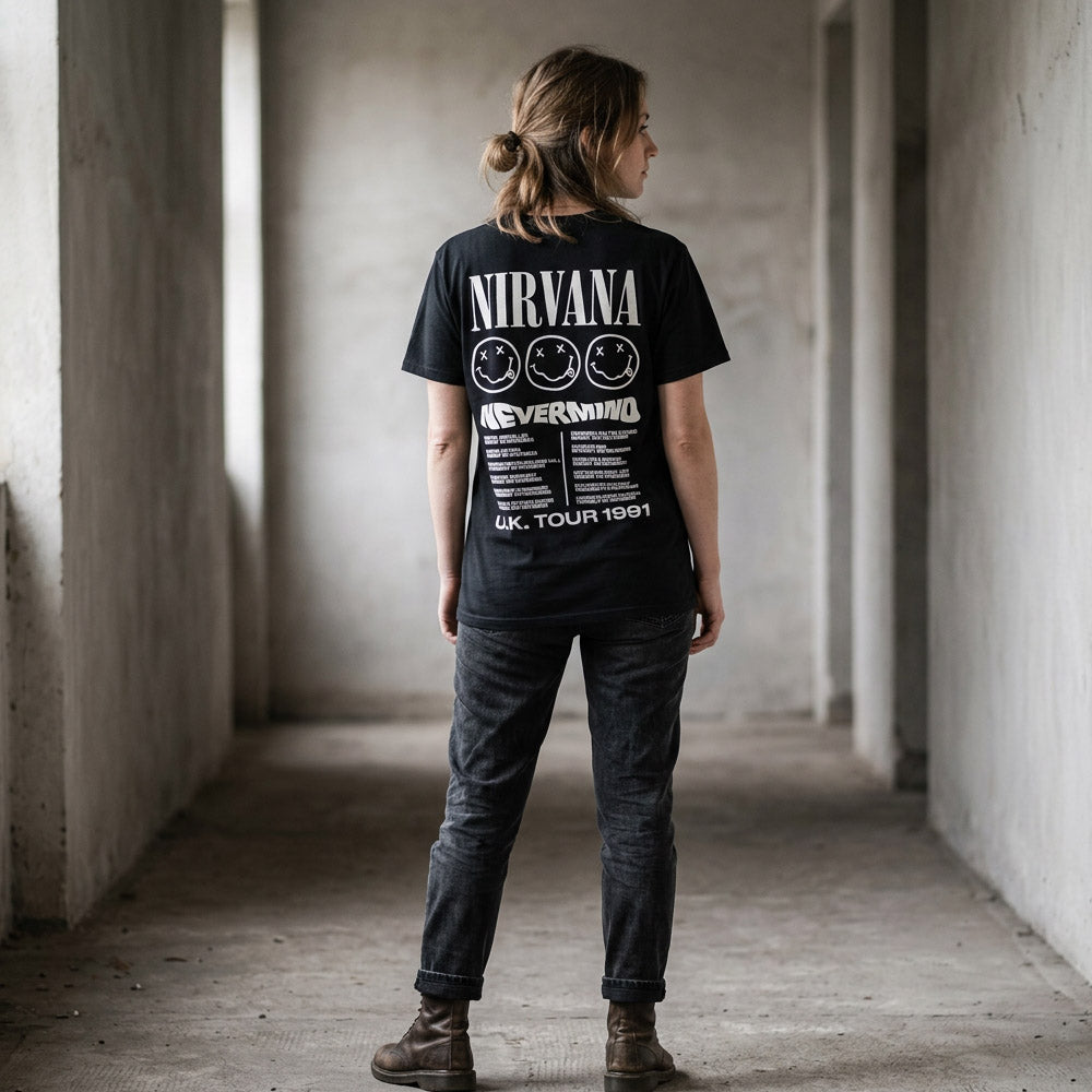 
                  
                    NIRVANA ニルヴァーナ (Nevermind 35周年 ) - Tour '91 / バックプリントあり / カーボンソフト加工 / Tシャツ / メンズ
                  
                