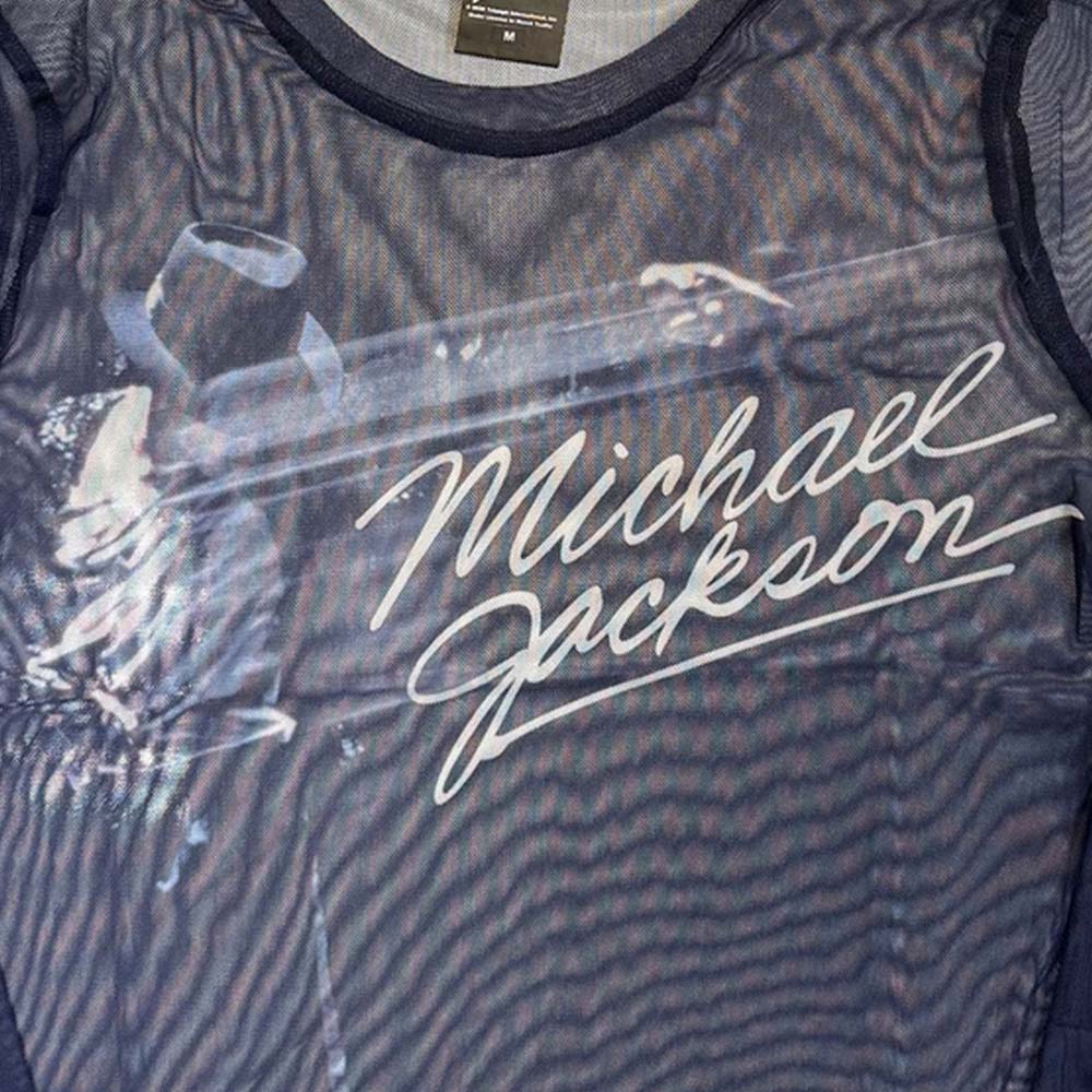 
                  
                    【予約商品】 MICHAEL JACKSON マイケルジャクソン - Blurred / 長袖 / CROP / トップス / レディース
                  
                