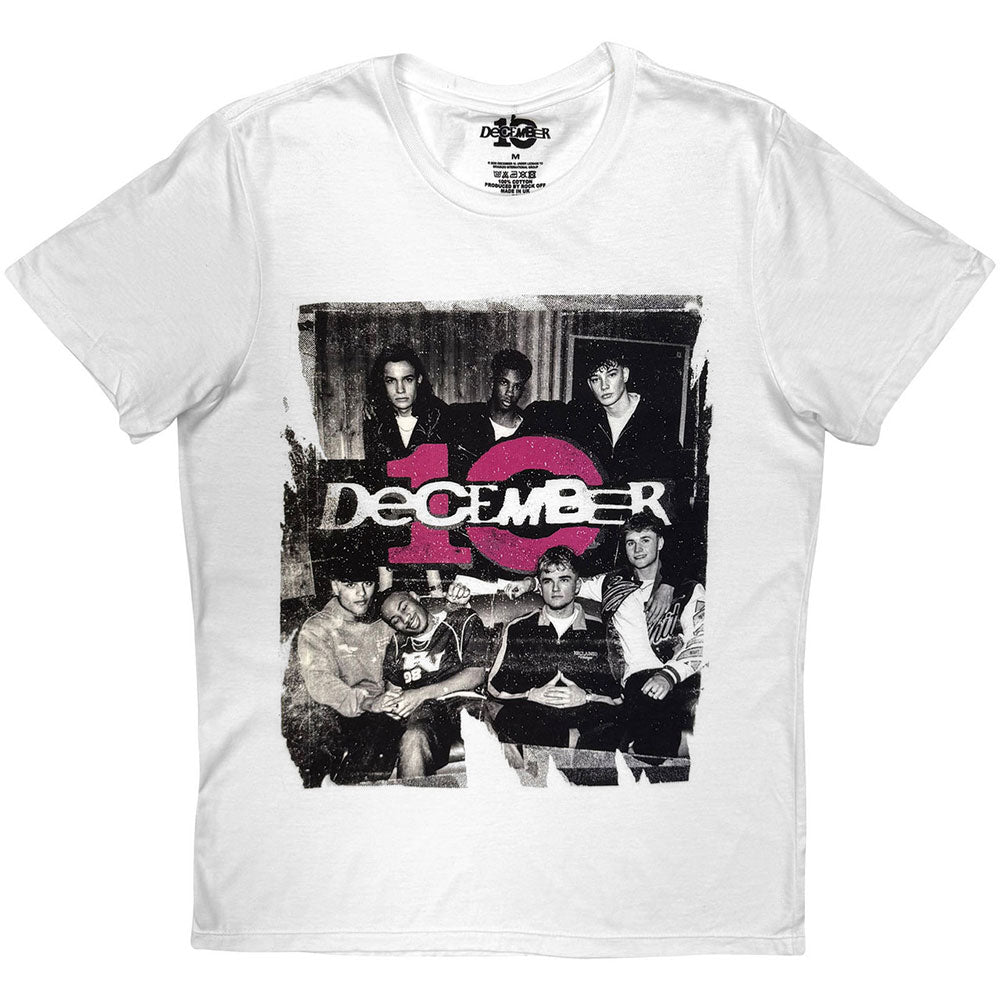 DECEMBER 10 - (8月 来日 ) - Torn