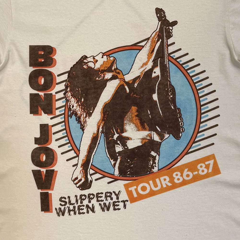 
                  
                    【予約商品】 BON JOVI ボンジョヴィ - Slippery When Wet Tour '86-'87 / バックプリントあり / Tシャツ / メンズ
                  
                