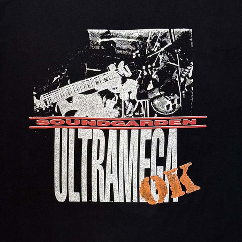 
                  
                    SOUNDGARDEN サウンドガーデン - Ultramega OK / カーボンソフト加工 / Tシャツ / メンズ
                  
                