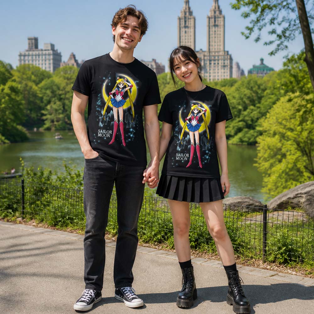 
                  
                    SAILOR MOON 美少女戦士セーラームーン (30周年 ) - SAILOR MOON / Tシャツ / メンズ
                  
                