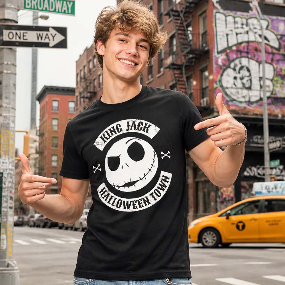 
                  
                    NIGHTMARE BEFORE CHRISTMAS ナイトメアー・ビフォア・クリスマス - King Jack Crest / Tシャツ / メンズ
                  
                
