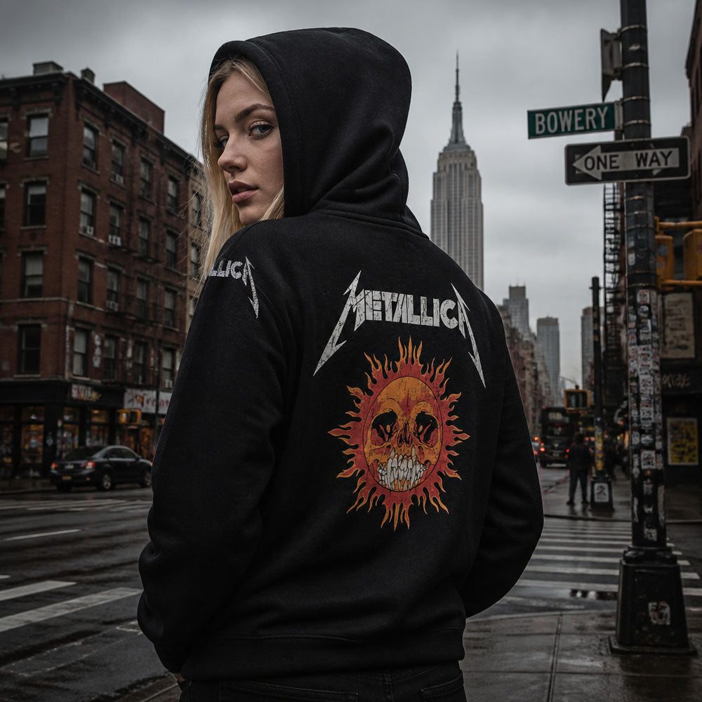 激レア✨フリークスストア LLICA メタリカ 別注 スウェット 予約商品】 METALLICA メタリカ (結成 45周年 ) - Worn Pushead